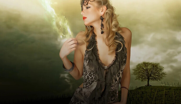 Пленят своим обоянием: имена женщин, которые влюбляют в себя с первого взгляда