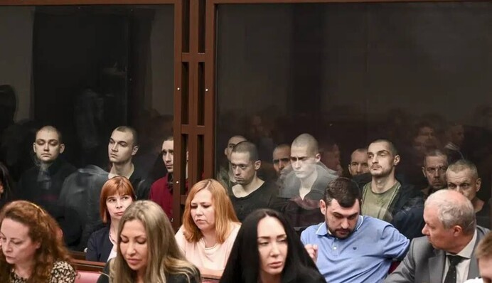 Навіщо Путін влаштував судилище над 