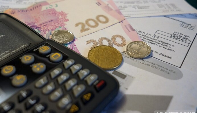 Бензин, комуналка і продукти: на що підскочать ціни з 1 липня