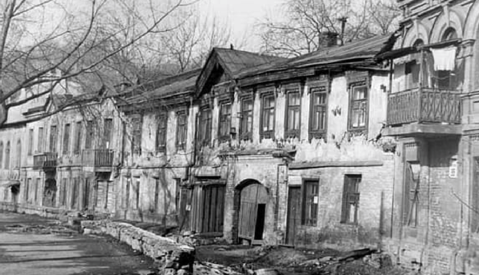 Можно было получить ножом 