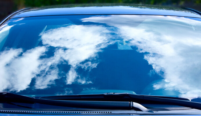 Як боротися з відблисками на лобовому склі: порада вразить будь-якого водія