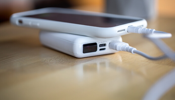 Батарея дольше прослужит: что нужно знать о правиле 20/80 при зарядке смартфона