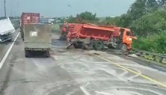 Дісталися до Москви? Найманці Пригожина прорвали блокпости силовиків, відео