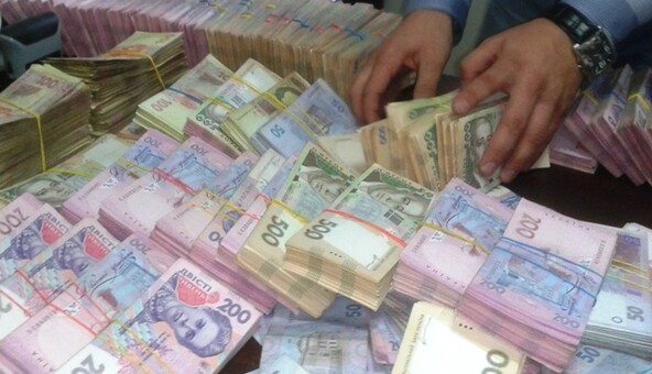 Вимагав 2,5 млн гривень у бізнесмена – волонтера: голову Тернопільської ОВА взяли на місці злочину