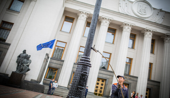 Порошенко подписал закон о реформировании управления ГТС