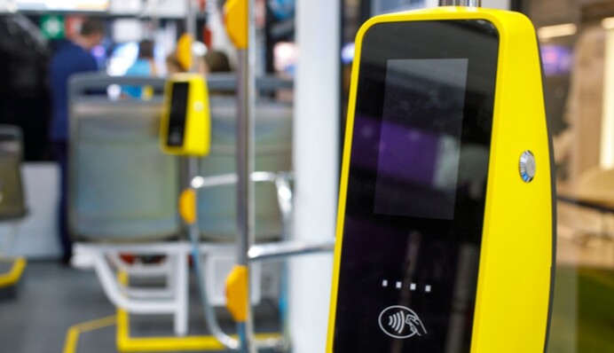 Проїзд для школярів у Києві тепер платний: що потрібно знати батькам