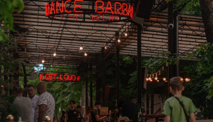 В Кременчуге военного не пустили в ресторан из-за формы: разгорелся скандал, видео