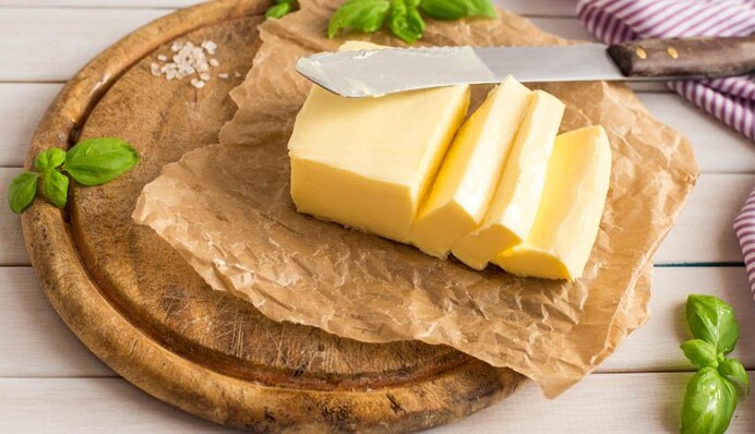 Как не купить подделку сливочного масла в магазине: советы для покупателей