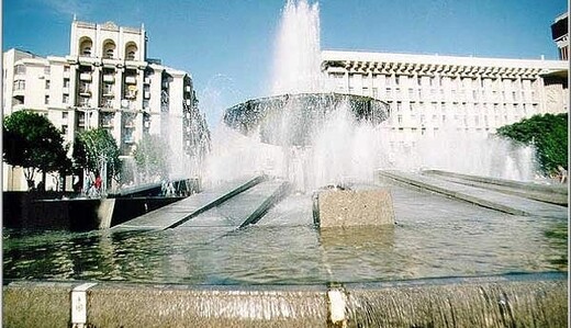 Любимое место отдыха киевлян: как менялись легендарные фонтаны с Майдана Независимости, фото