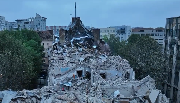 Ночной удар по Львову: видео ужасных последствий, снятое с высоты