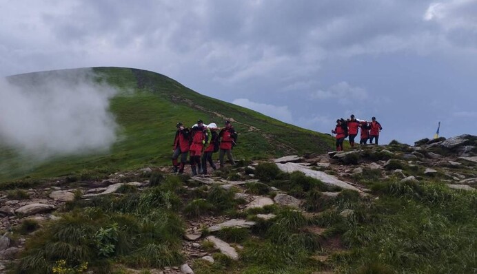 Блискавка вдарила по родині, що сходила на Говерлу: трагічні подробиці і фото