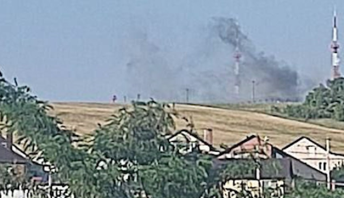 Бєлгородську область атакували дрони: під ударами - нафтосховище і електростанція, фото