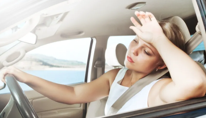 Не позволят превратить салон в сауну: советы по охлаждению авто без кондиционера