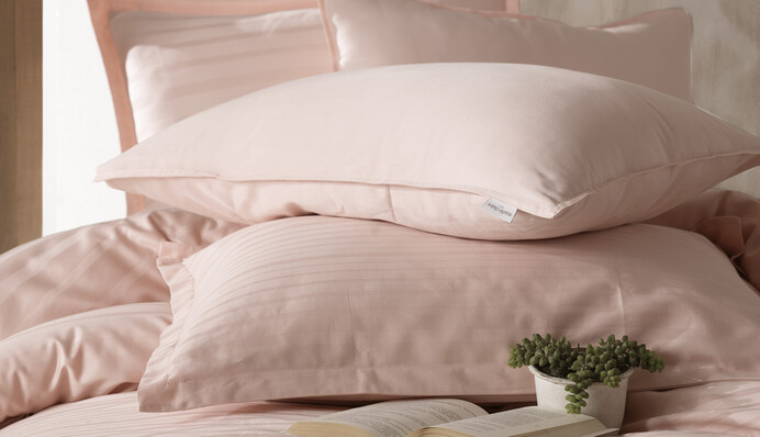 Навіть досвідчені господині не знали: яка температура найкраща для прання постільної білизни