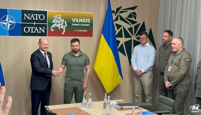 Україна має отримати запрошення  до НАТО: Зеленський назвав, що чекає від саміту у Вільнюсі