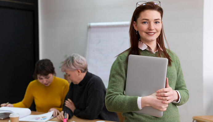 Учителям обещают зарплаты в 40 тысяч гривен, но есть нюанс: что не так с реформой