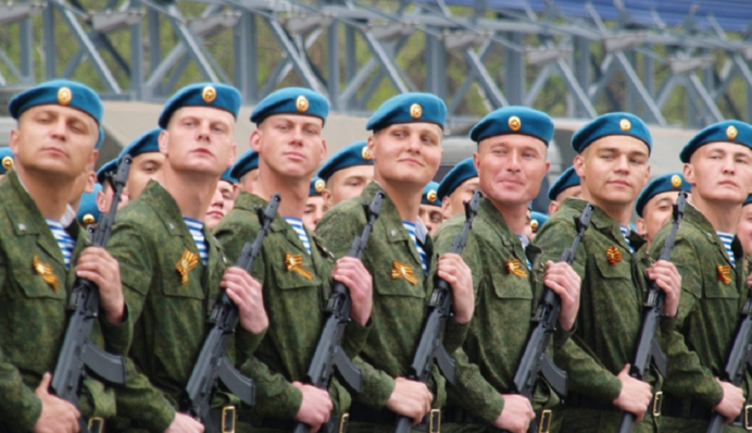 "Знімемося з позицій і підемо на виручку Баті": російські десантники пригрозили Шойгу бунтом