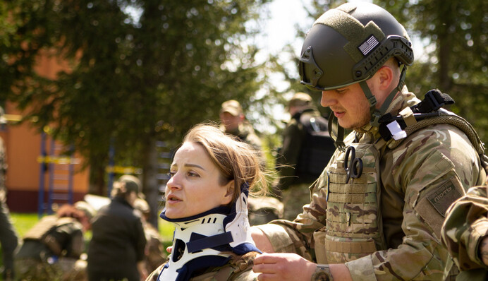 Запорожские медики при содействии Сергея Наева получили десятки тысяч комплектов снаряжения: видео