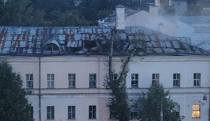 Москву атаковали дроны: есть прилеты возле минобороны и штаб-квартиры ГРУ, видео