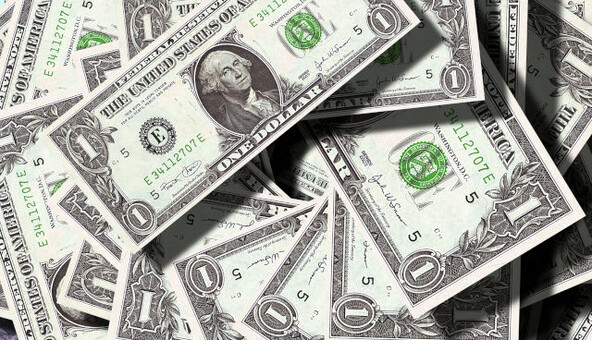 Курс доллара пошел вверх: сколько стоит валюта сегодня