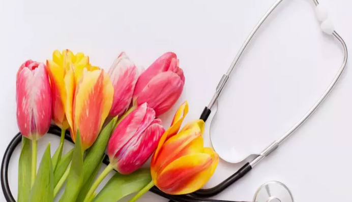 З днем медика! Найкращі листівки та смс-привітання