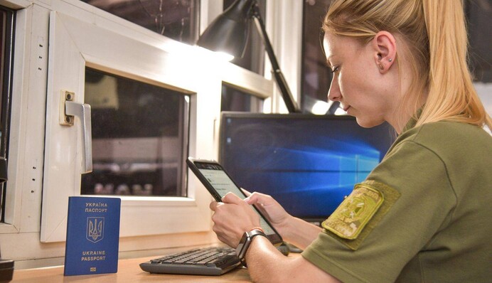 Всім депутатам заборонили виїзд з України: нардеп розповів подробиці