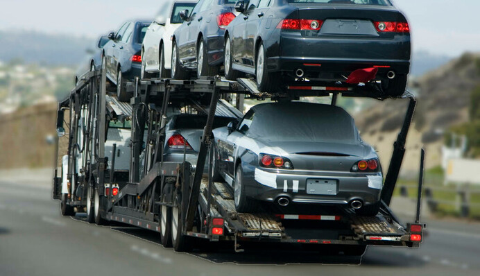 Японія заборонить експорт деяких авто до Росії: стала відома дата