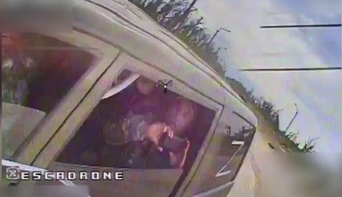 Выражение лица нужно видеть: украинский дрон устроил встречу с авто оккупантов, видео