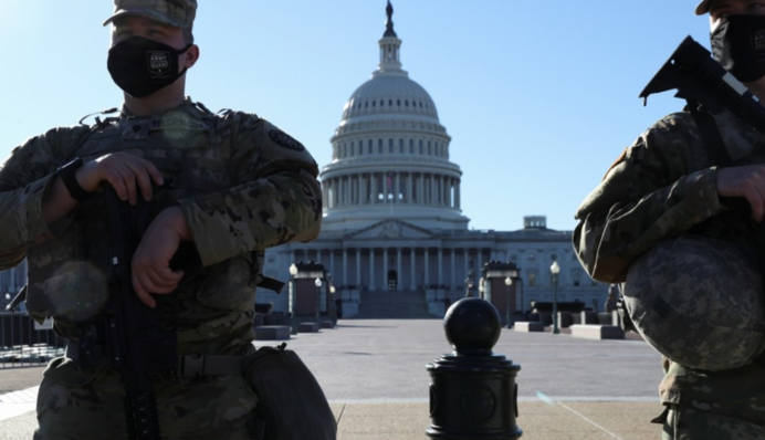 У США повідомили про стрілянину в Сенаті: людей терміново евакуювали, відео