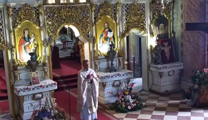Молился, чтобы Бог примирил Украину и Россию: в Закарпатье разгорелся новый церковный скандал, видео