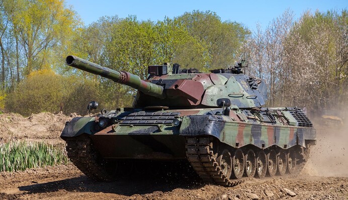 Кто заплатил – неизвестно: в Украину поехали еще 50 танков Leopard 1