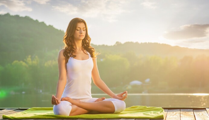 День, когда нужно держать себя в руках: гороскоп на 11 августа для всех знаков