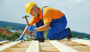 В Україні відзначають День будівельника: привітання в картинках та прозі