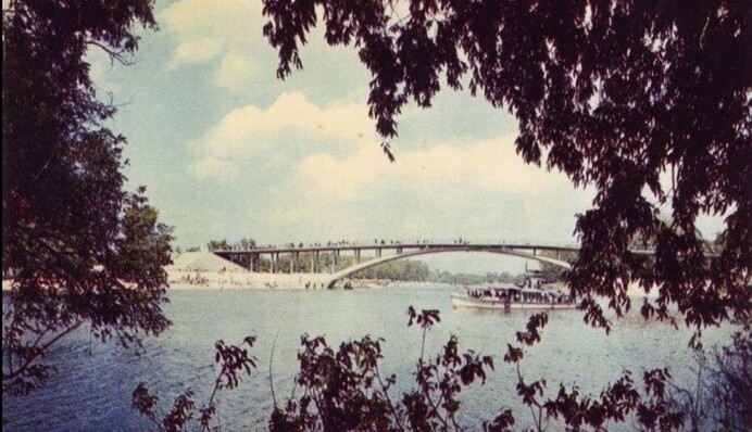 Багато зелені і мінімум авто: як виглядав Київ у 1970-х роках, фото