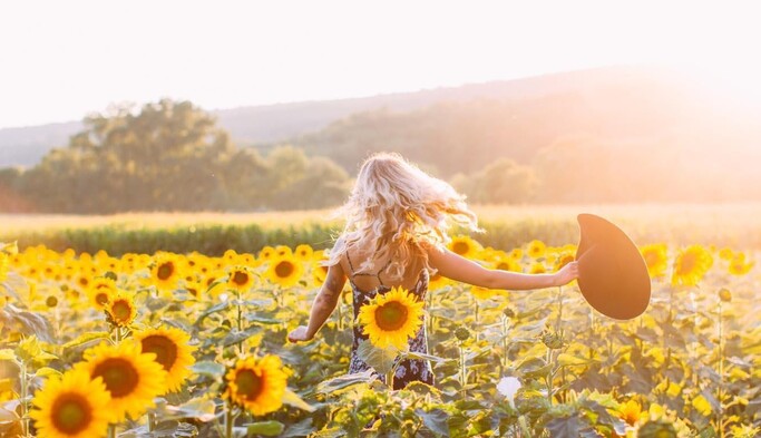 Літо пішло у відпустку: синоптикиня розповіла, чи чекати похолодання у найближчі дні