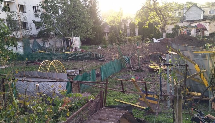 У Львові ворожа ракета влучила у двір дитсадка: нові деталі російського терору