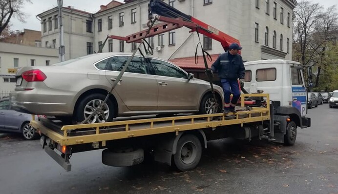 В Украине увеличили список оснований для эвакуации авто: за что могут забрать