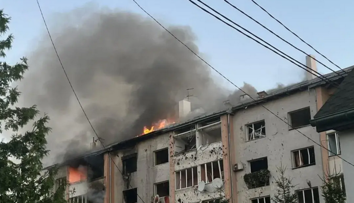 Обстріл Львова: з'явилось відео, зняте відразу після удару