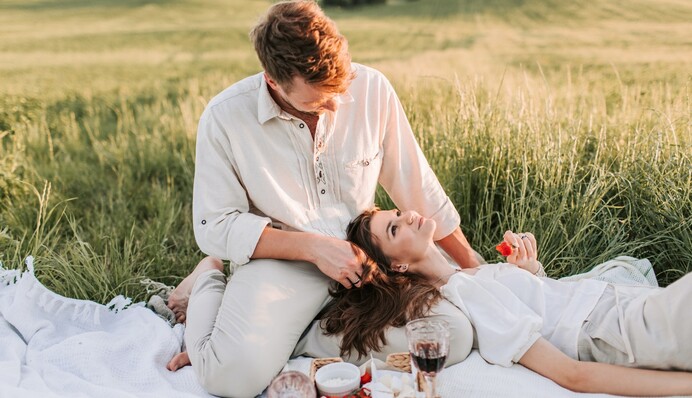 Їм пощастить в коханні: два знаки Зодіаку, що зустрінуть другу половину на початку осені