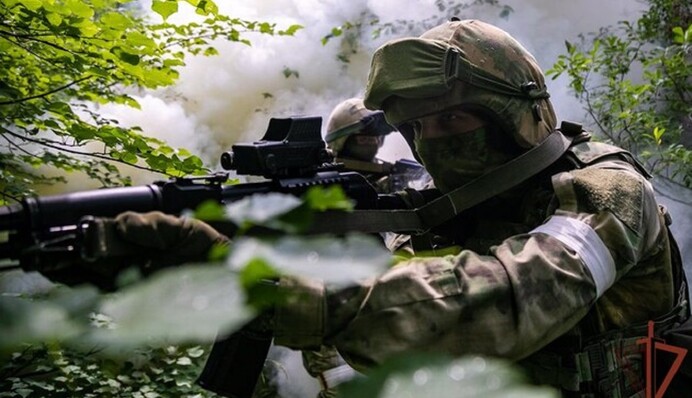 Под Москвой росгвардейцы расстреляли гражданских: среди них были дети, видео