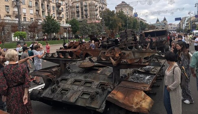 В Києві перекрили рух Хрещатиком: скільки діятимуть обмеження