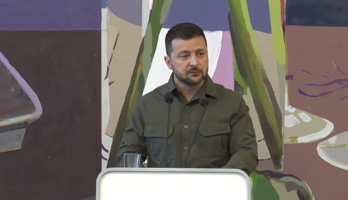 Все соседи России под угрозой, но Украина устоит: Зеленский обратился к парламенту Дании, видео