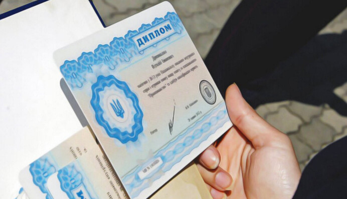 Как засчитывается время обучения в вузе в пенсионный стаж: украинцам рассказали детали