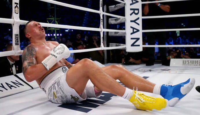 Было больно: Усик получил грязный удар от наглеца 