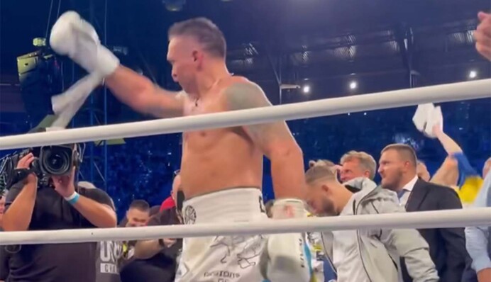 Усик виконав божевільний танок після бою з 