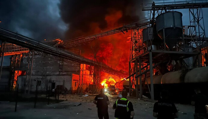 Окупанти вдарили по підприємству на Полтавщині: є загиблі і багато поранених, фото