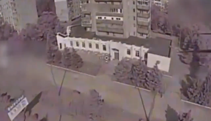 В Энергодаре дрон-камикадзе попал в штаб кадыровцев: видео и подробности от ГУР