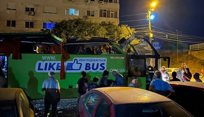 В Румунії автобус з 40 українцями потрапив в ДТП: багато постраждалих, фото