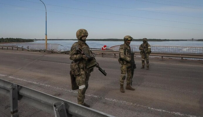 Россияне усилили террор мирных жителей: в поле зрения - украинцы без паспорта РФ
