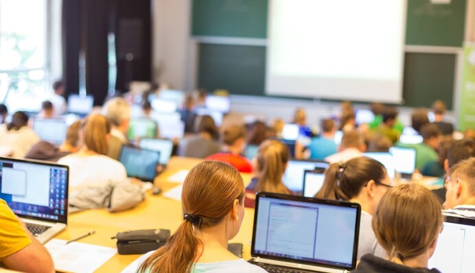 Це буде вирішувати Міносвіти: в РНБО висловилися щодо мобілізації здобувачів другої вищої освіти